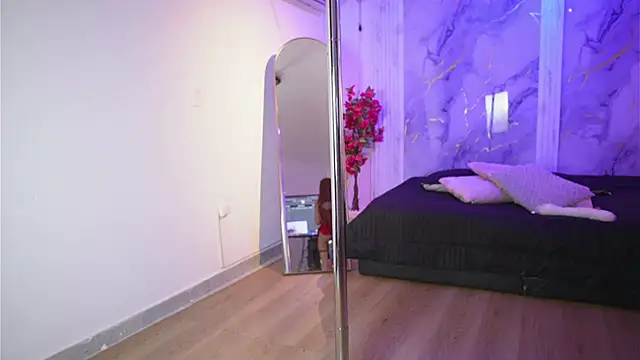 Snapshot of Lili_encanto chatting on 26, 4, 2026 Lili encanto online show from 26, 4, 2026