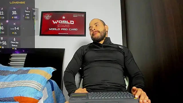 Snapshot of Axel_Dominus chatting on 19, 4, 2026 Axel Dominus online show from 19, 4, 2026