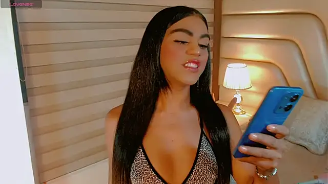 Snapshot of tiifannysexyhot chatting on 16, 5, 2026 tiifannysexyhot online show from 16, 5, 2026