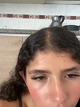 Snapshot of LINDA_EF chatting on 10, 4, 2026 LINDA EF online show from 10, 4, 2026