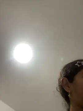 Snapshot of LINDA_EF chatting on 23, 4, 2026 LINDA EF online show from 23, 4, 2026