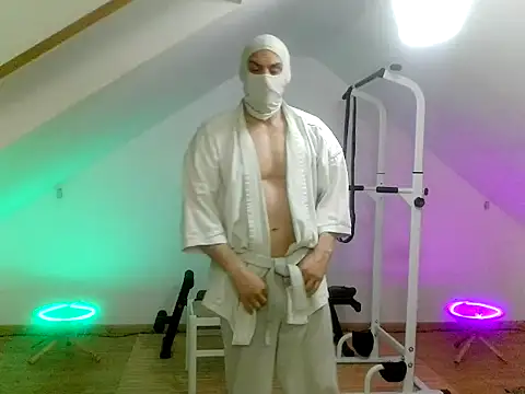 Snapshot of NinjaLaser chatting on 1, 5, 2026 NinjaLaser online show from 1, 5, 2026