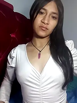 Snapshot of KarolaMendez chatting on 19, 4, 2026 KarolaMendez online show from 19, 4, 2026
