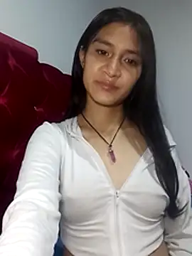 Snapshot of KarolaMendez chatting on 25, 4, 2026 KarolaMendez online show from 25, 4, 2026