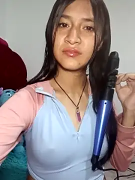 Snapshot of KarolaMendez chatting on 26, 4, 2026 KarolaMendez online show from 26, 4, 2026