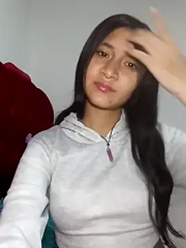 Snapshot of KarolaMendez chatting on 17, 5, 2026 KarolaMendez online show from 17, 5, 2026