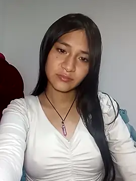Snapshot of KarolaMendez chatting on 24, 5, 2026 KarolaMendez online show from 24, 5, 2026