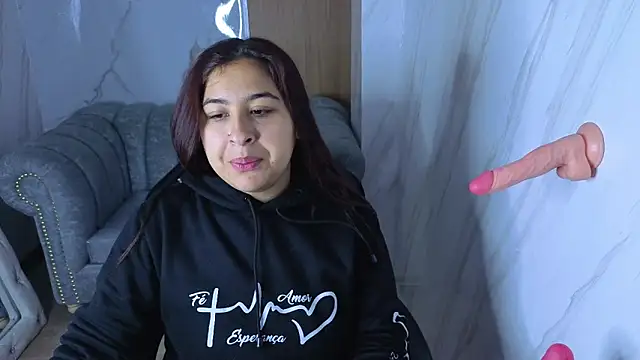 Snapshot of Lunafemme_tf chatting on 22, 4, 2026 Lunafemme tf online show from 22, 4, 2026