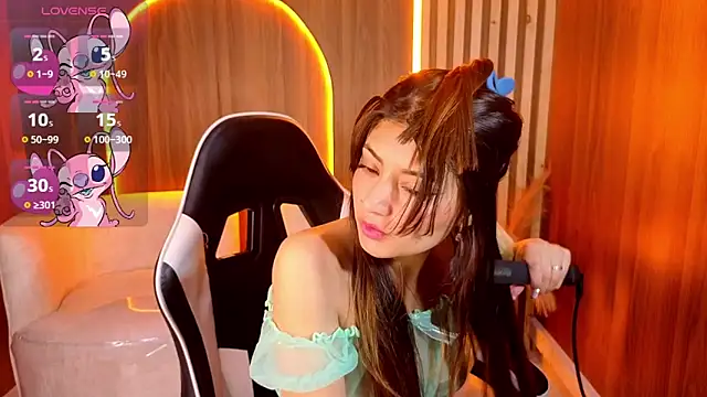 Lia queen tx online show from 22, 4, 2026