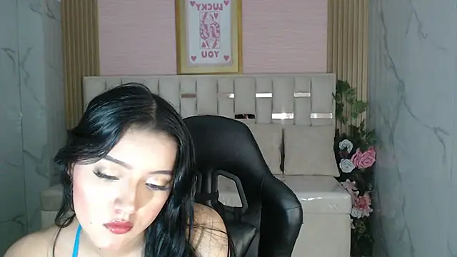 Snapshot of veronicaa_s chatting on 29, 3, 2026 veronicaa s online show from 29, 3, 2026