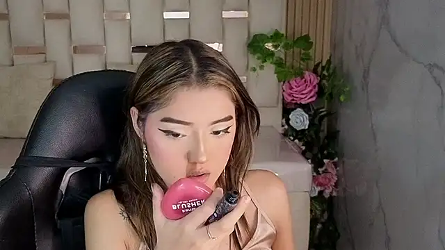 Snapshot of veronicaa_s chatting on 16, 5, 2026 veronicaa s online show from 16, 5, 2026