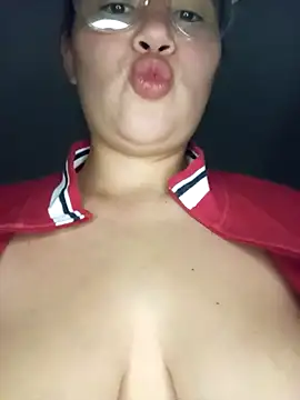 Snapshot of Brittany_G chatting on 1, 4, 2026 Brittany G online show from 1, 4, 2026