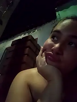 Snapshot of Brittany_G chatting on 22, 4, 2026 Brittany G online show from 22, 4, 2026