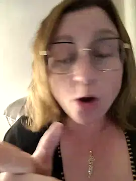 Snapshot of duotroublant chatting on 26, 4, 2026 duotroublant online show from 26, 4, 2026