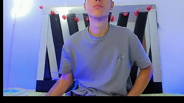 Snapshot of latinlove2005 chatting on 16, 3, 2026 latinlove2005 online show from 16, 3, 2026