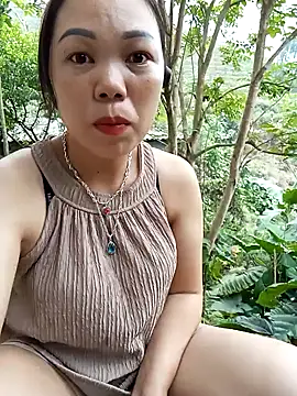 Snapshot of Chengnie chatting on 15, 4, 2026 Chengnie online show from 15, 4, 2026