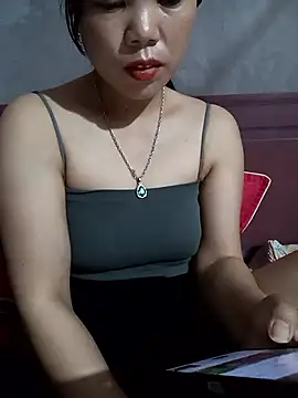 Snapshot of Chengnie chatting on 19, 4, 2026 Chengnie online show from 19, 4, 2026