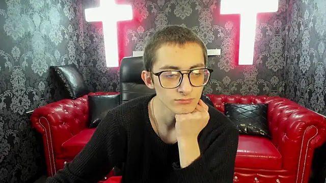 Snapshot of RonBevs chatting on 28, 3, 2026 RonBevs online show from 28, 3, 2026