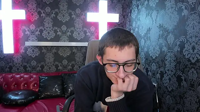 Snapshot of RonBevs chatting on 17, 4, 2026 RonBevs online show from 17, 4, 2026