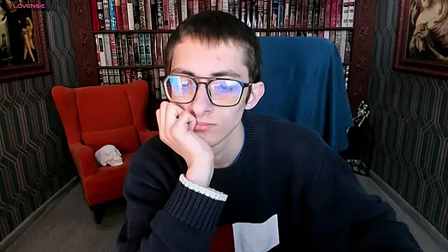 Snapshot of RonBevs chatting on 19, 4, 2026 RonBevs online show from 19, 4, 2026