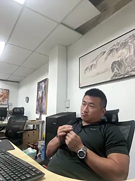 Snapshot of Cunzhangshibage02 chatting on 13, 4, 2026 Cunzhangshibage02 online show from 13, 4, 2026