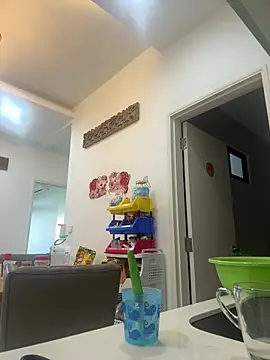 Snapshot of Cunzhangshibage02 chatting on 18, 4, 2026 Cunzhangshibage02 online show from 18, 4, 2026