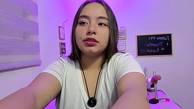 cherry valeria online show from 17, 5, 2026