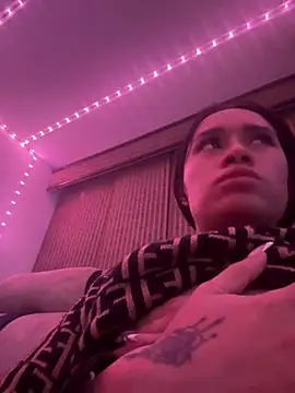 Snapshot of Zoe-_-din chatting on 31, 3, 2026 Zoe- -din online show from 31, 3, 2026