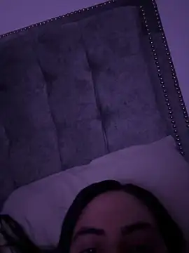 Snapshot of kristalinasc chatting on 30, 3, 2026 kristalinasc online show from 30, 3, 2026