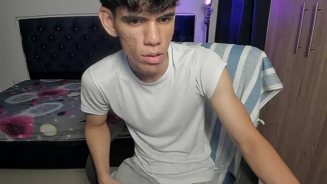 Snapshot of Josy_11 chatting on 24, 4, 2026 Josy 11 online show from 24, 4, 2026