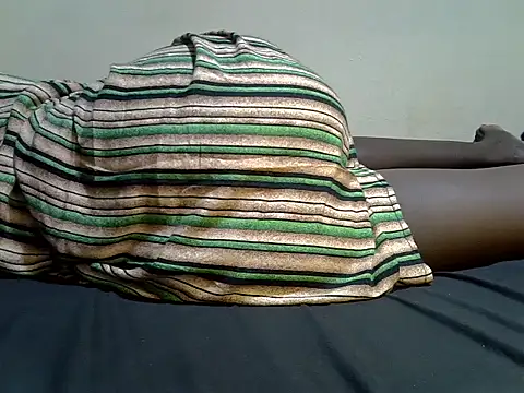 Snapshot of KendyQ_ chatting on 8, 4, 2026 KendyQ online show from 8, 4, 2026