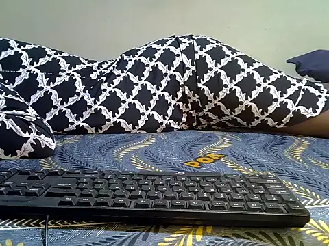 Snapshot of KendyQ_ chatting on 23, 4, 2026 KendyQ online show from 23, 4, 2026