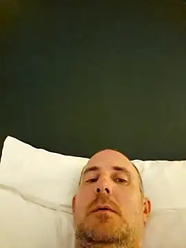 Snapshot of dufatcock chatting on 9, 4, 2026 dufatcock online show from 9, 4, 2026