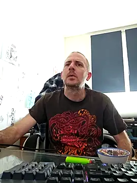 Snapshot of dufatcock chatting on 26, 4, 2026 dufatcock online show from 26, 4, 2026