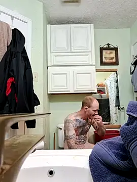 Snapshot of redandjuicy chatting on 19, 4, 2026 redandjuicy online show from 19, 4, 2026