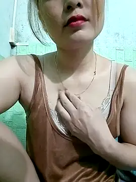 Snapshot of candy_flo chatting on 25, 4, 2026 candy flo online show from 25, 4, 2026