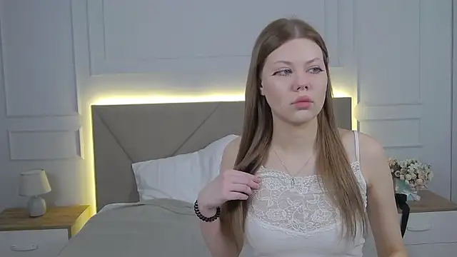 Snapshot of Sophie_Rays chatting on 23, 3, 2026 Sophie Rays online show from 23, 3, 2026