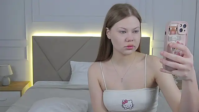 Snapshot of Sophie_Rays chatting on 26, 3, 2026 Sophie Rays online show from 26, 3, 2026