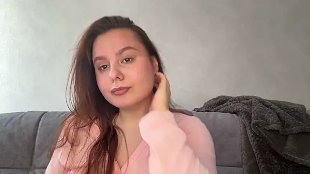 Snapshot of Ellaizatelly chatting on 5, 4, 2026 Ellaizatelly online show from 5, 4, 2026