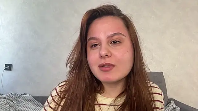 Snapshot of Ellaizatelly chatting on 16, 4, 2026 Ellaizatelly online show from 16, 4, 2026