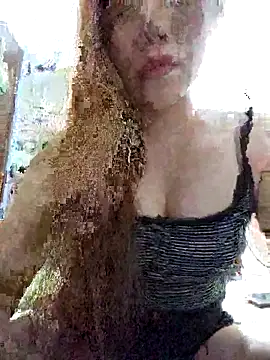Snapshot of DawnG_x chatting on 17, 4, 2026 DawnG x online show from 17, 4, 2026