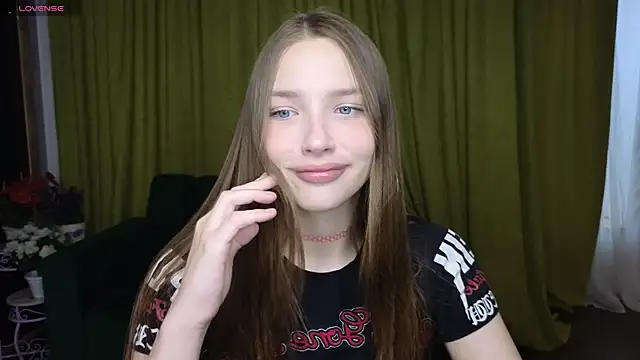 Snapshot of DariaAngels chatting on 24, 3, 2026 DariaAngels online show from 24, 3, 2026