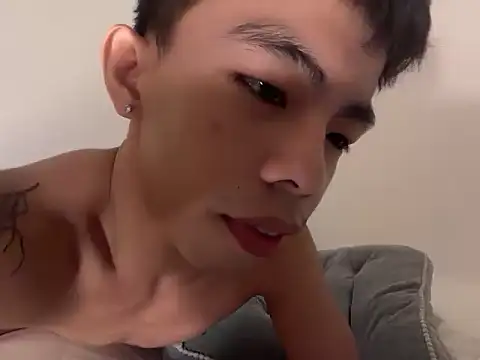 Snapshot of hottasianboy chatting on 4, 5, 2026 hottasianboy online show from 4, 5, 2026