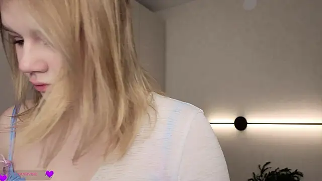 Snapshot of AureliaAngel chatting on 29, 3, 2026 AureliaAngel online show from 29, 3, 2026