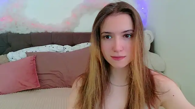 LeenMoonie online show from 10, 7, 2026