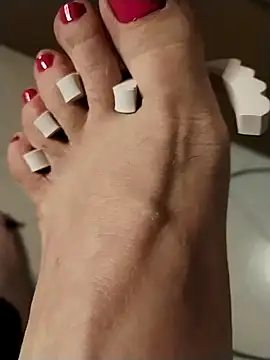Snapshot of feetandcock85 chatting on 17, 3, 2026 feetandcock85 online show from 17, 3, 2026