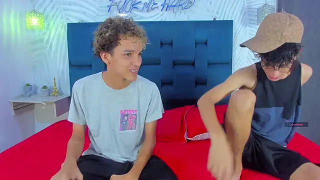 Snapshot of Only3Trio chatting on 19, 3, 2026 Only3Trio online show from 19, 3, 2026