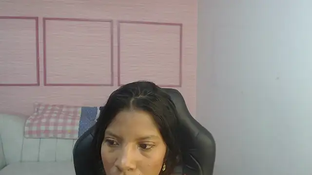 Snapshot of emily_smith_t chatting on 17, 3, 2026 emily smith t online show from 17, 3, 2026