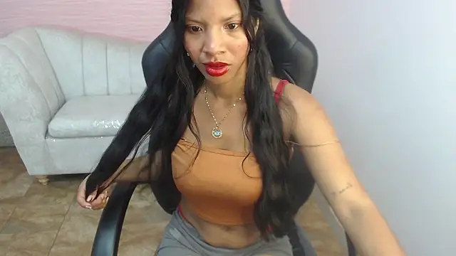 Snapshot of emily_smith_t chatting on 23, 3, 2026 emily smith t online show from 23, 3, 2026