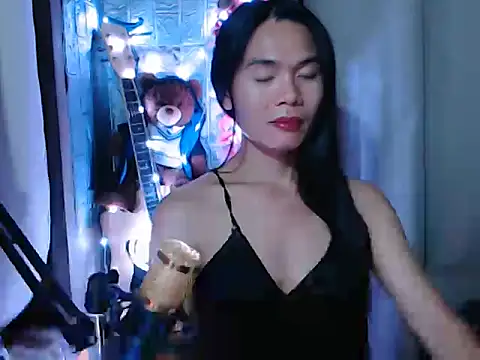 Snapshot of small_13 chatting on 17, 3, 2026 small 13 online show from 17, 3, 2026